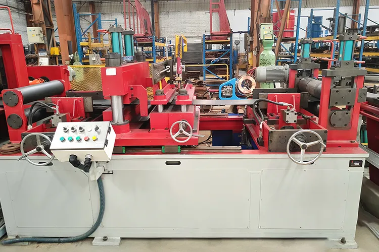 Molino industrial de formación en frío de acero