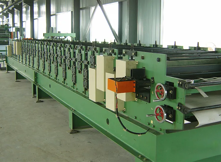 Máquina Formadora de Tubos
