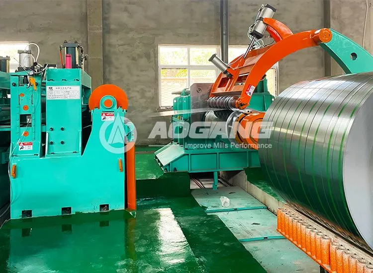 Corte longitudinal de bobinas de aluminio en línea